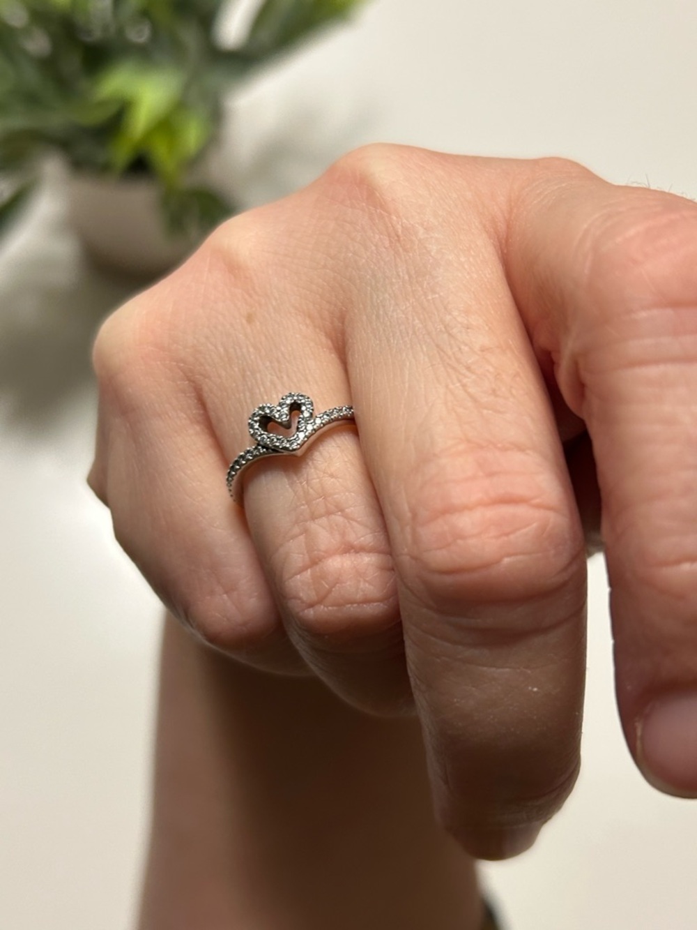 Pandora Wishbone Heart Ring Silver Sparkling Stones with Box Size 6 / 52 - Picture 4 of 6